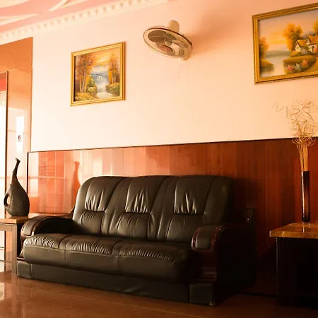 Taz Kamar Family Hotel-3